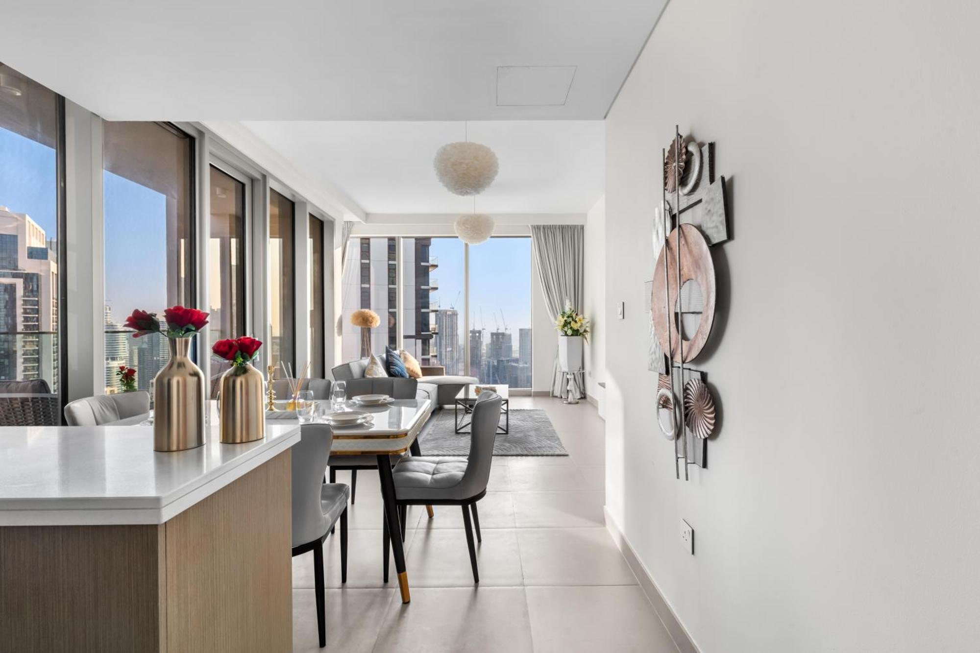 Luxury 4-bed Escape In Downtown That Sleeps 9 Appartement Dubai